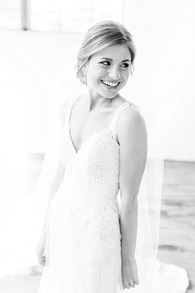 Southern Bleachery | Wedding Photographer Kendra Martin Photography | Greenville, SC | Bella Blooms