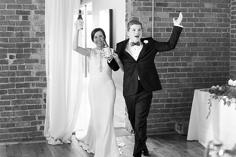 Huguenot Loft Wedding | Greenville Wedding Photographer | Kendra Martin Photography